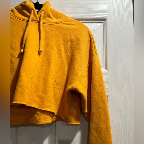 Tna mustard orange cropped hoodie size xs, very oversized - Picture 2 of 5